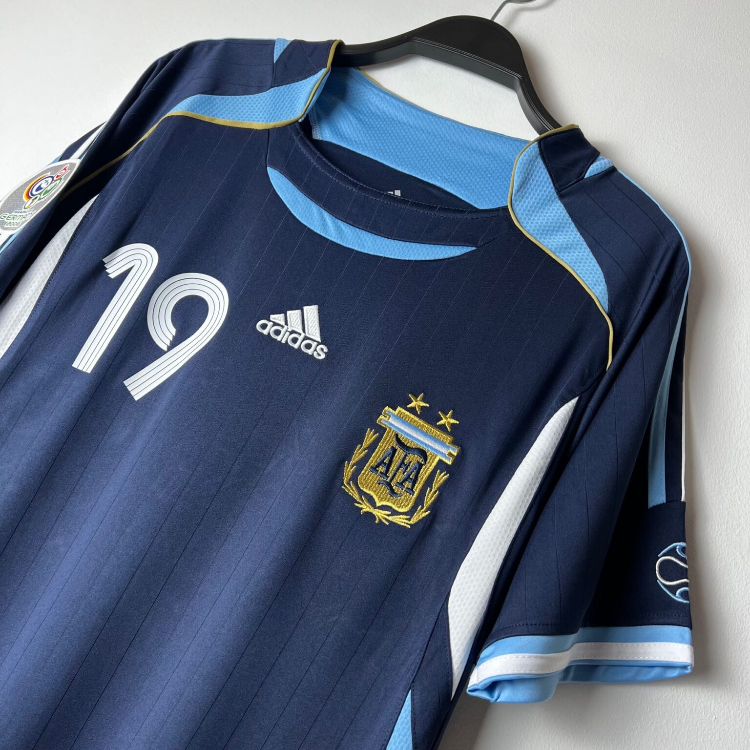 ARGENTINA 2006 AWAY KIT RETRO - Image 3