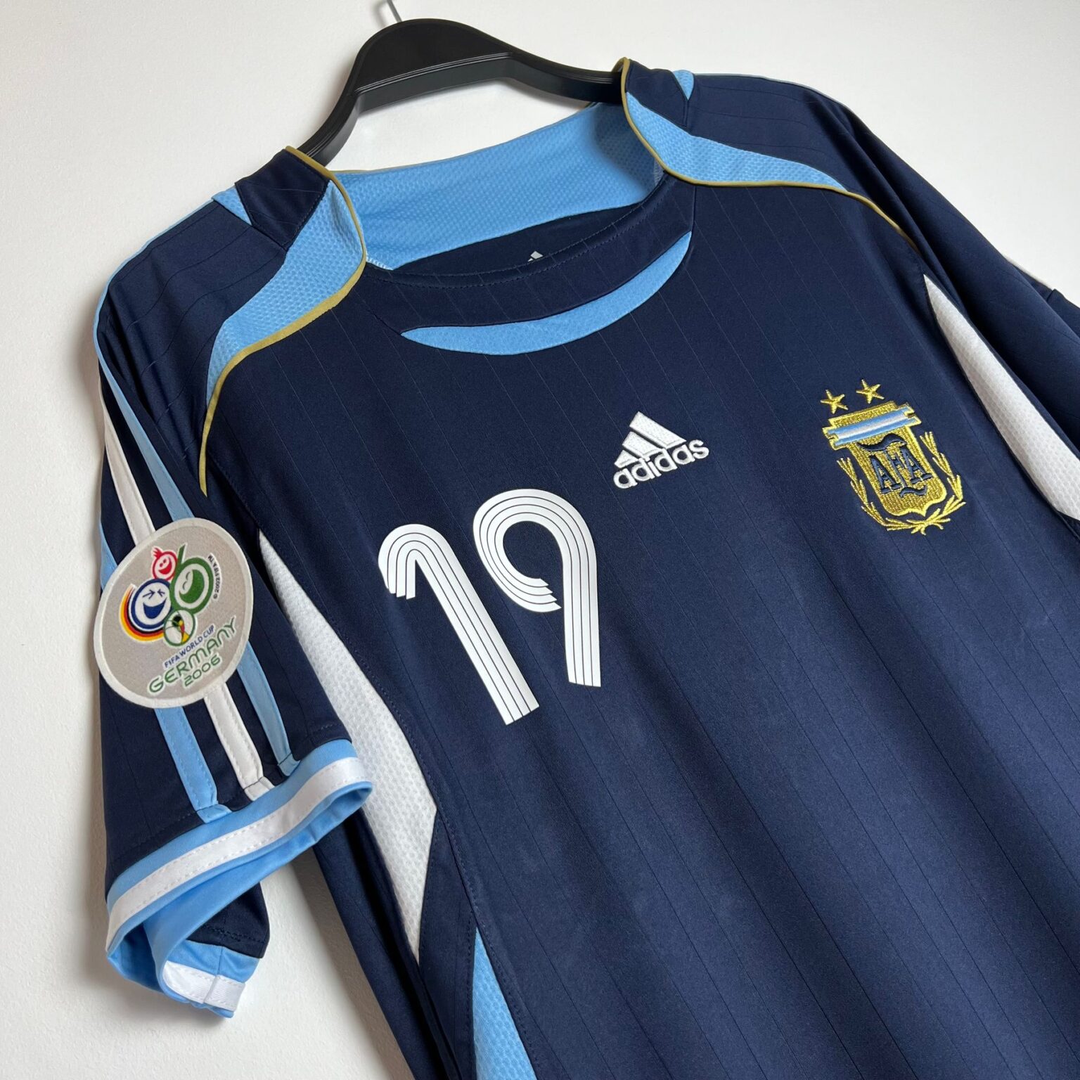 ARGENTINA 2006 AWAY KIT RETRO - Image 4