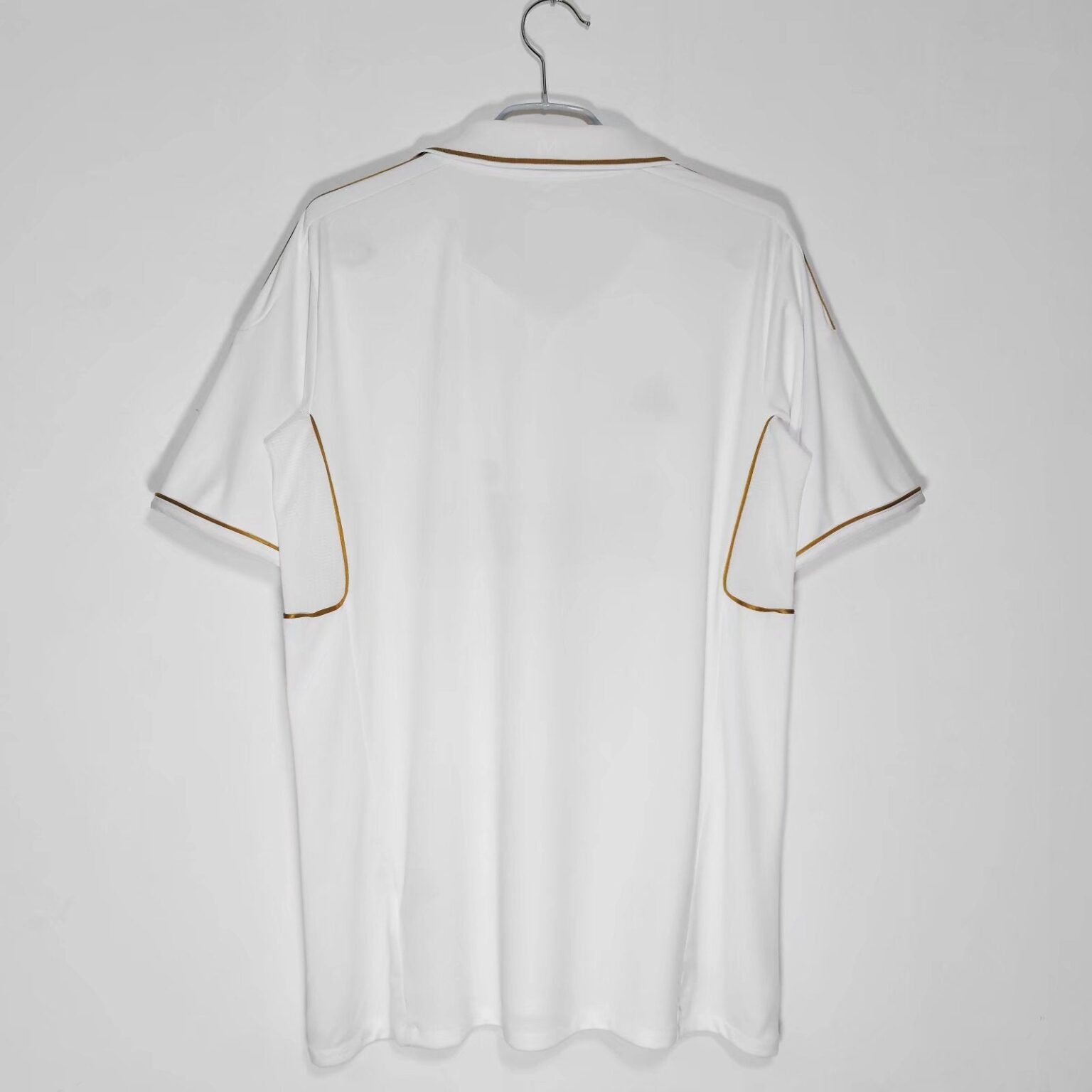 REAL MADRID 11-12 HOME RETRO - Image 4