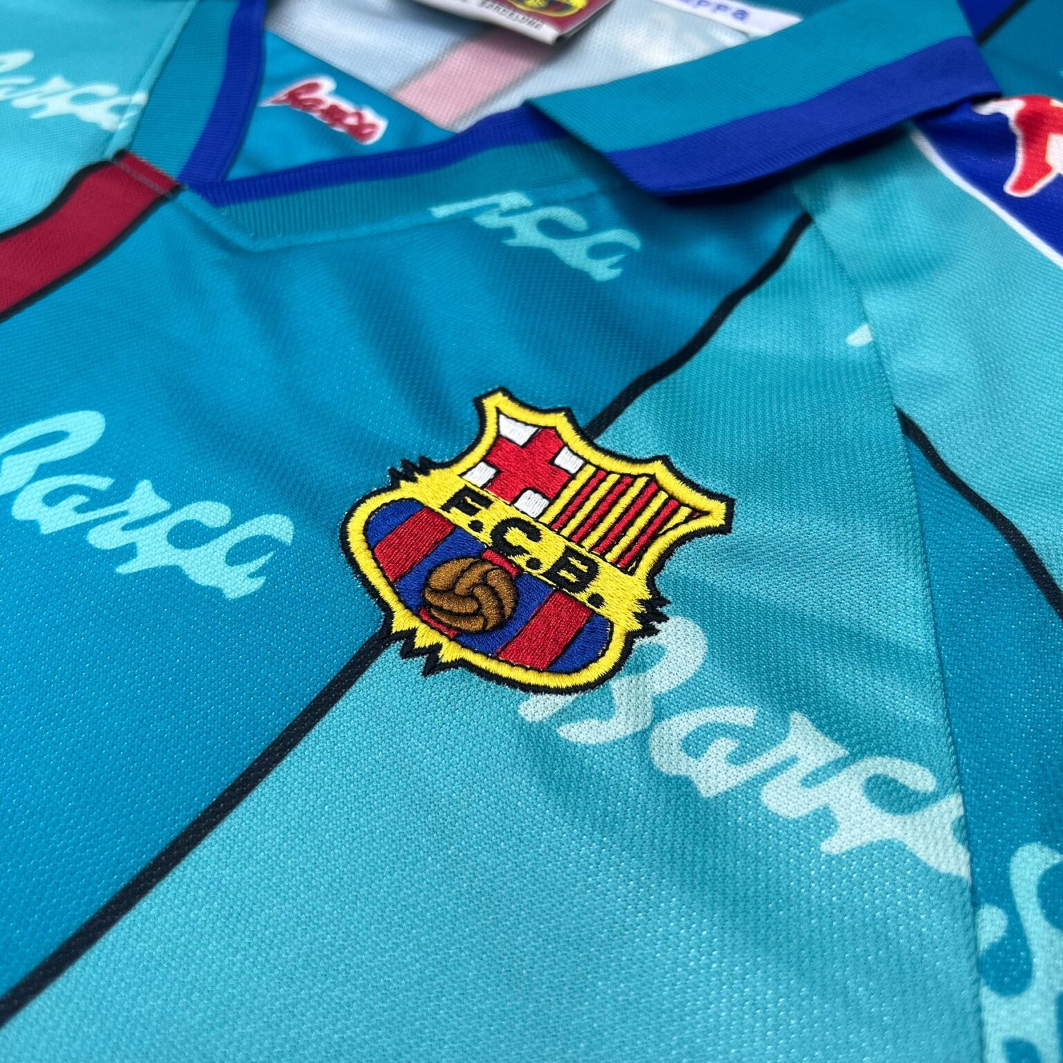 BARCELONA 96-97 AWAY RETRO - Image 4