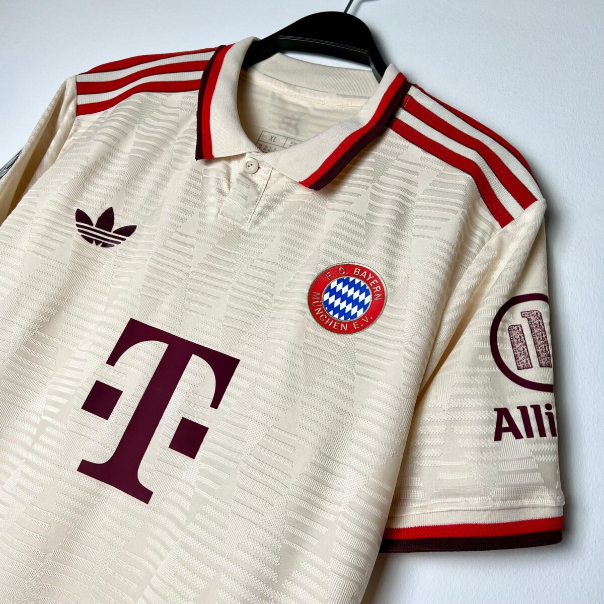 BAYERN MUNICH 24-25 THIRD KIT - PLAYER EDITION - Image 2