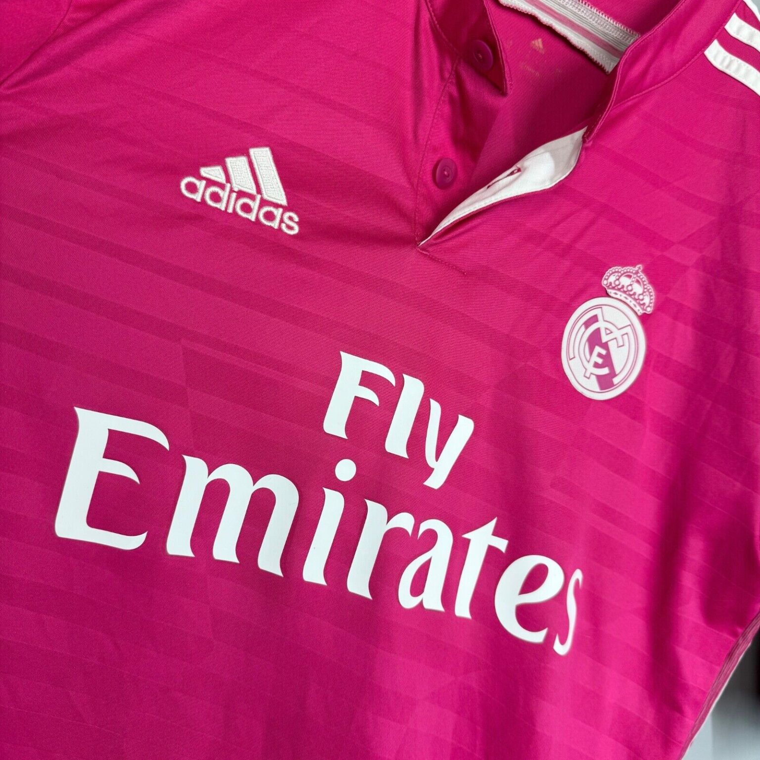 REAL MADRID 14-15 AWAY PINK RETRO - Image 3